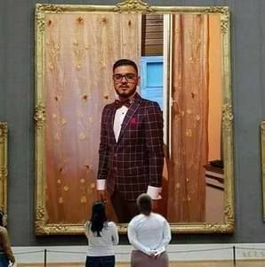 Meet your Posher, Dony